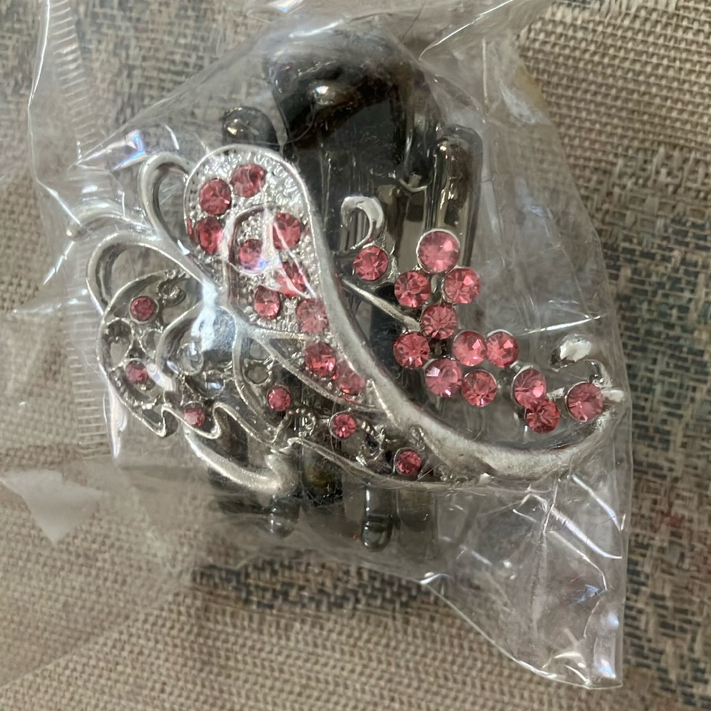 FINAL MARKDOWN New ladies hair clip